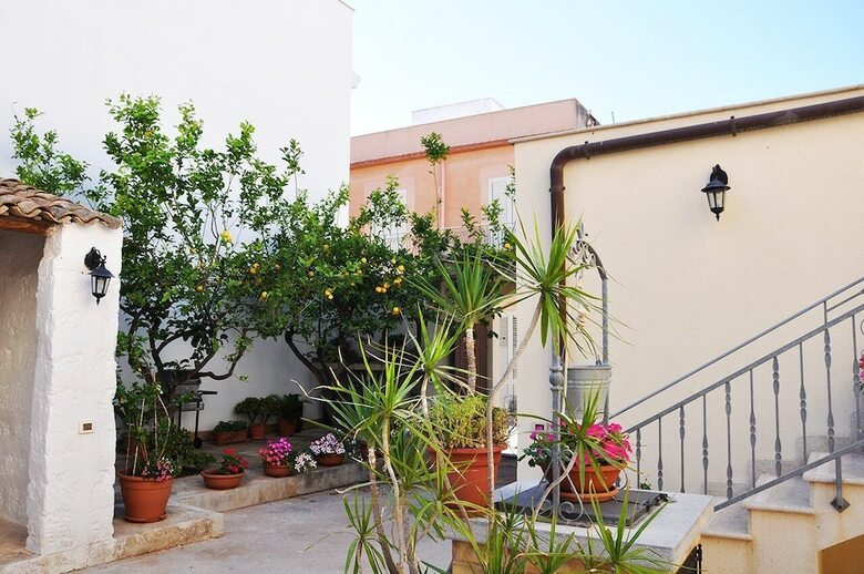 Apartamento I Tre Golfi Captain Dowson Con Mansarda