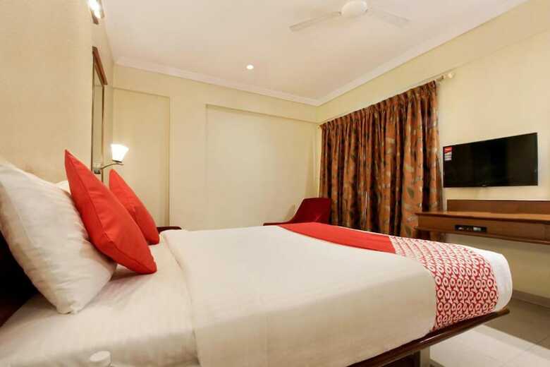 Hotel Cartier Biznotel