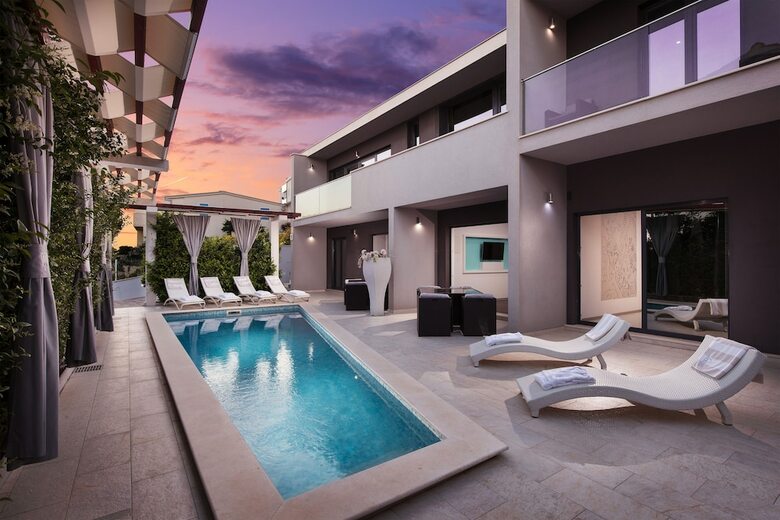 Villa Martinis