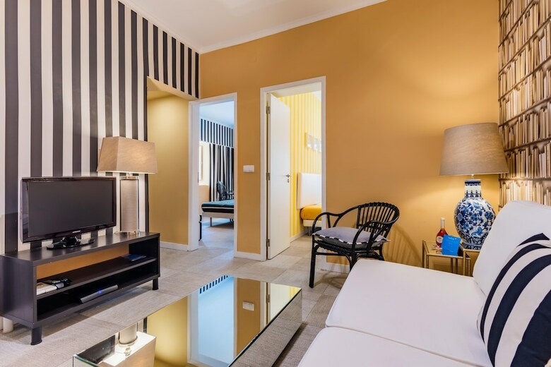 Apartamentos Santa Catarina Lisbon Stay