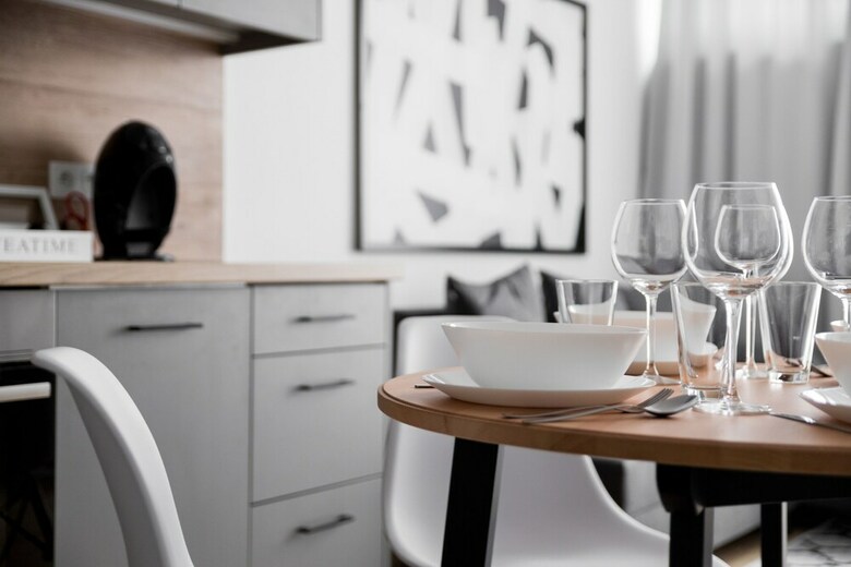 Chlodna Silver Apartment