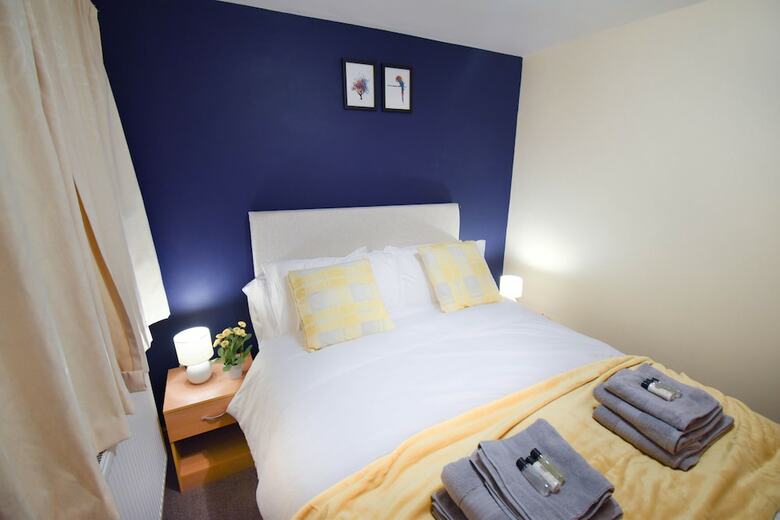 2 Bedroom City Apartment