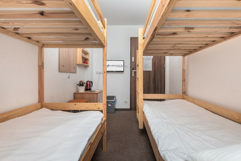 Hostal Luxhostel24 Warsaw