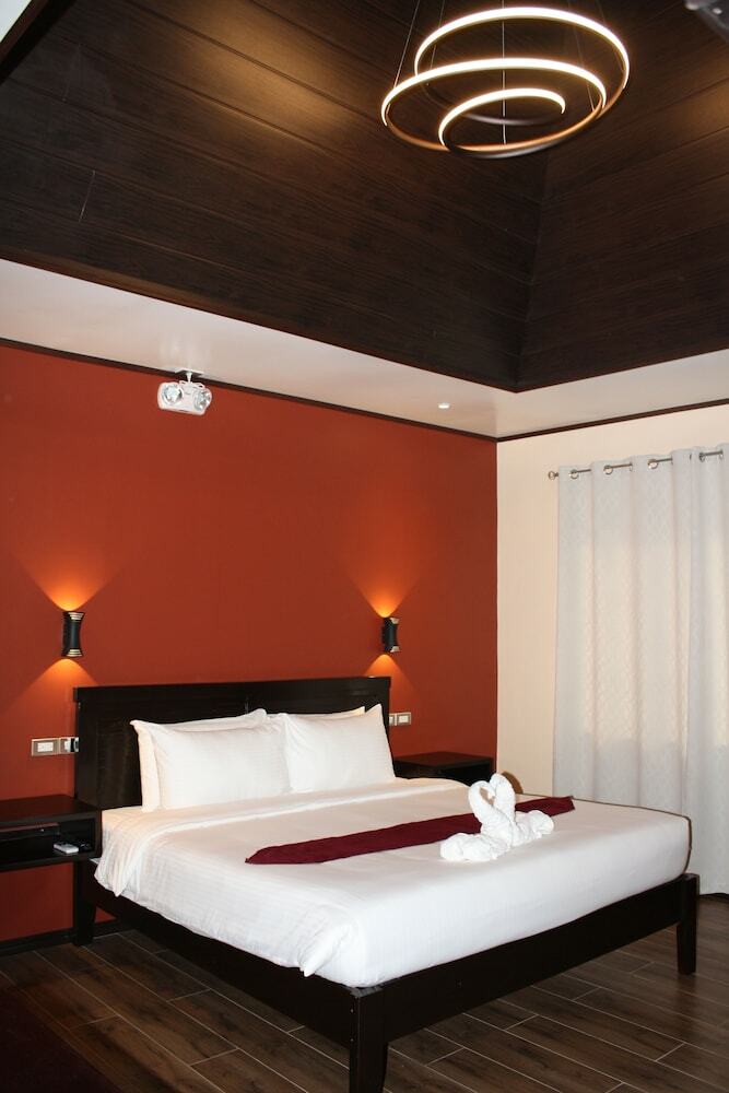 Hotel Hidden Jewel Resort