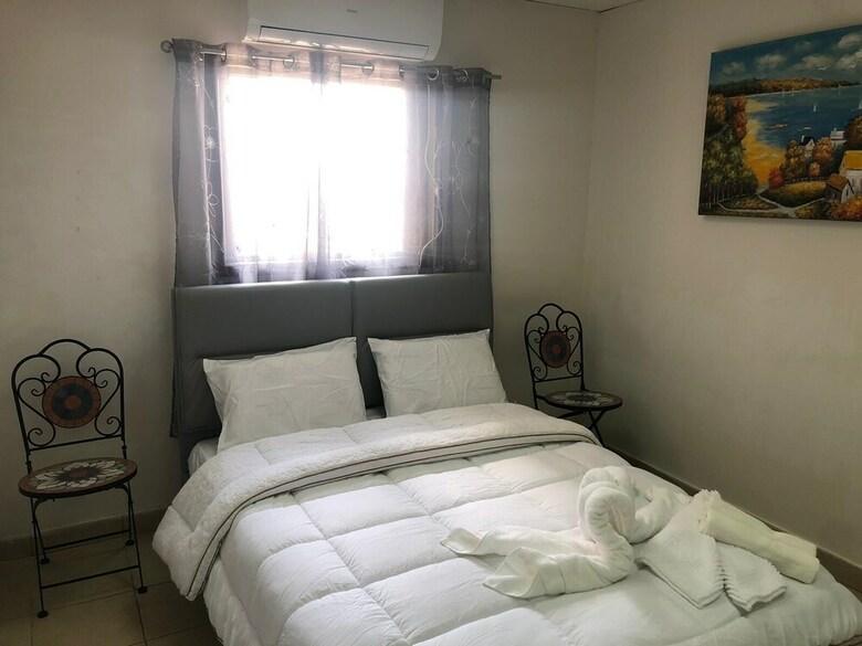 Hotel Sea Line From R&a Group