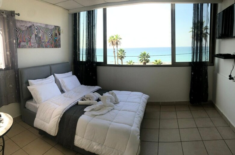 Hotel Sea Line From R&a Group