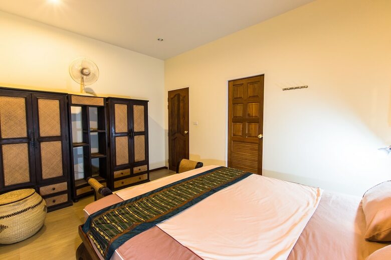 Chaba Pool Villa