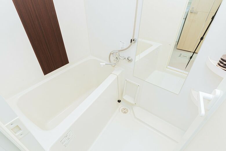 Apartamentos Diore Crest Higashi Shinsaibashi