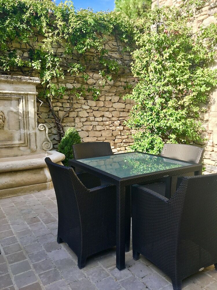 Apartamento Sous La Glycine