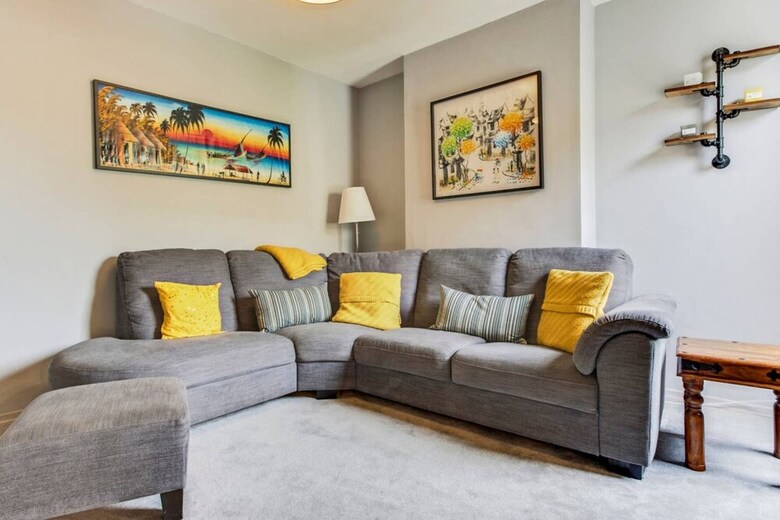 Apartamentos Characterful 3 Bedroom Home In Queen's Park