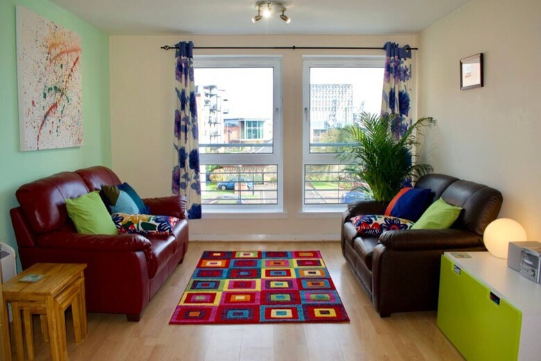 Apartamentos Colourful And Spacious 2 Bedroom Leith Home