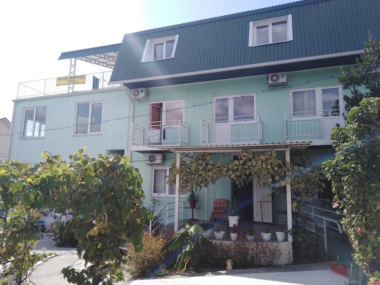 Hotel Vishnevui Rai Guest House