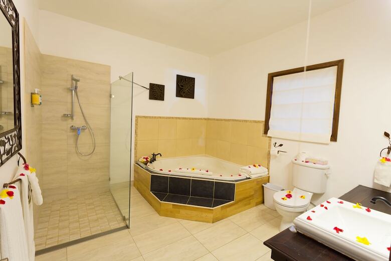 Aparthotel True Blue Bay Resort