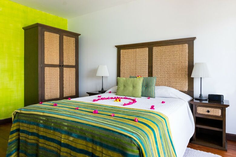 Aparthotel True Blue Bay Resort