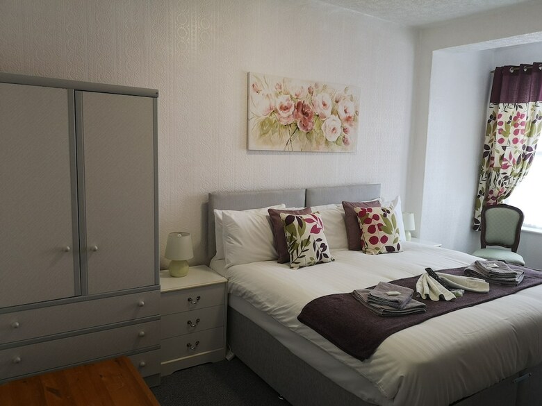 Sunnydale Hotel Blackpool