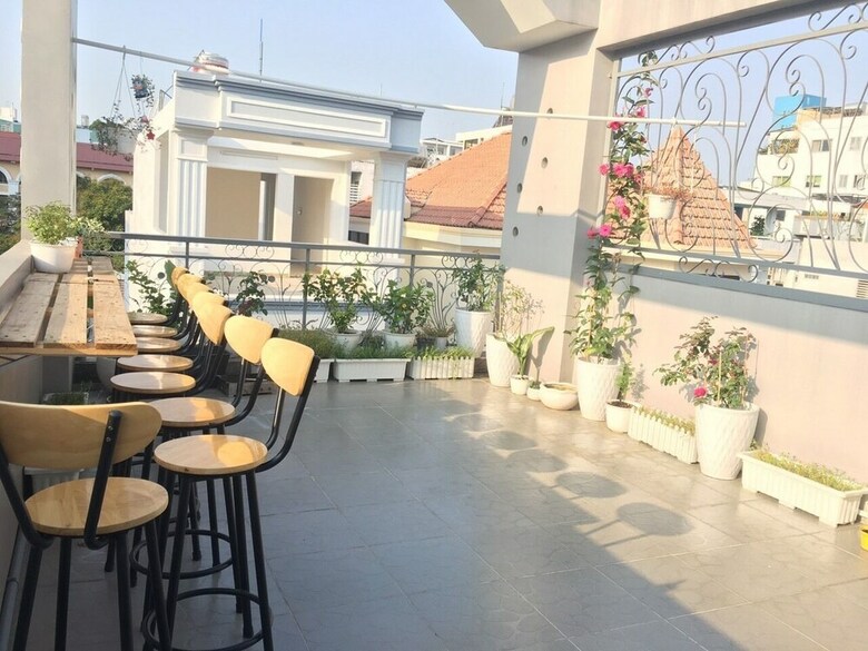 Aparthotel Yuki Hostel & Apartment