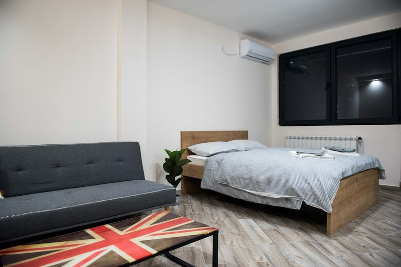 Apartamentos Urban Hero