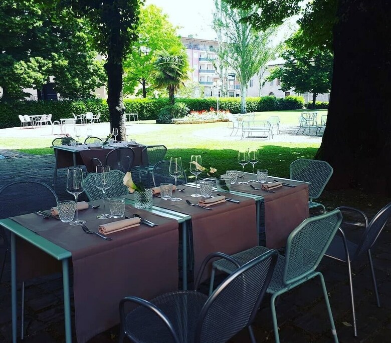 Hotel Mery Bistrot In Villa Bisbini