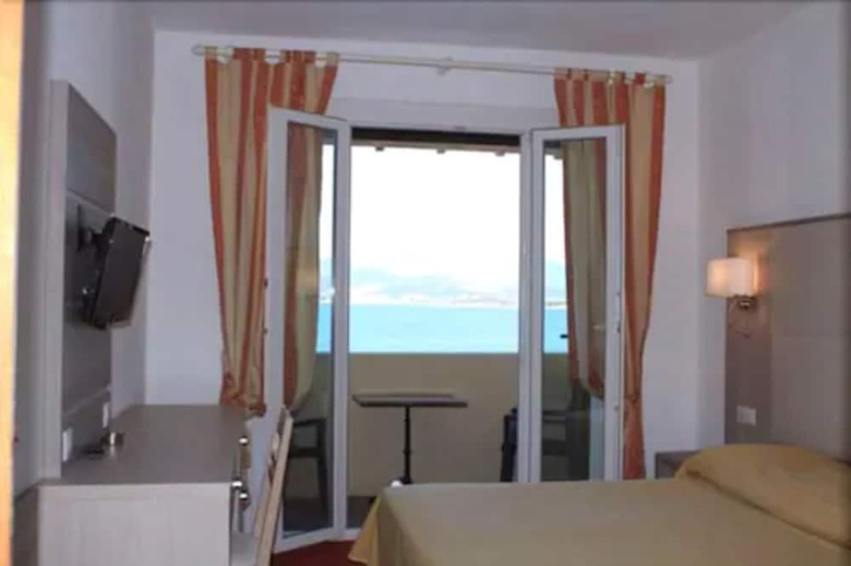 Hotel H�tel U Paradisu