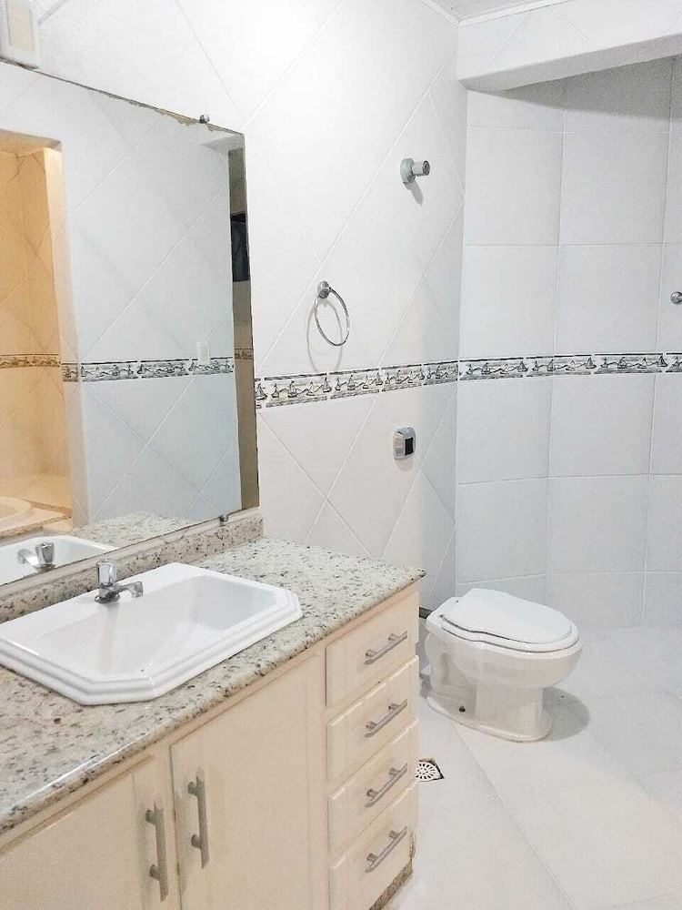 Hostal Hostel Guaratuba Connection Pr