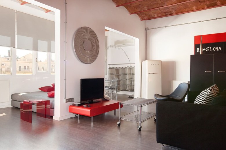 Enjoybcn Coliseum Apartments