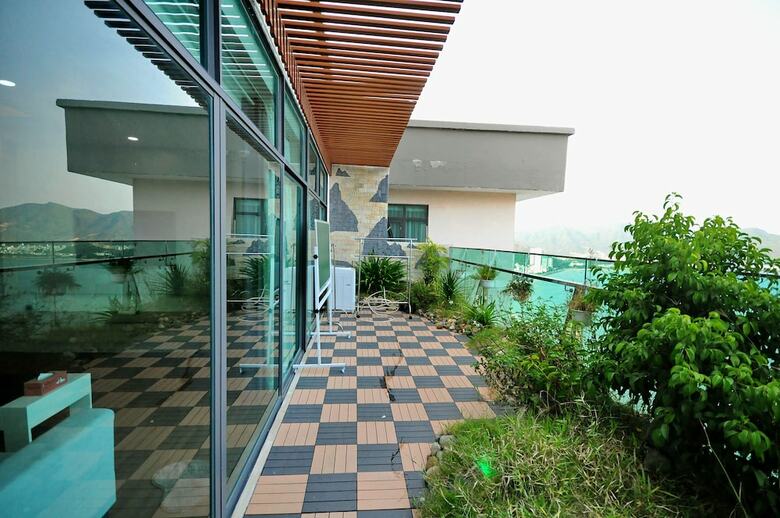 Aparthotel Holi Sky Homes By The Beach