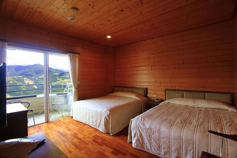 Bed & Breakfast Cingjing Farm Jenku Villa
