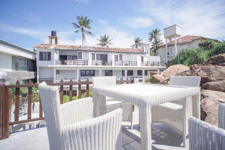 Hotel Oyo 461 Zeilan Sunset Point