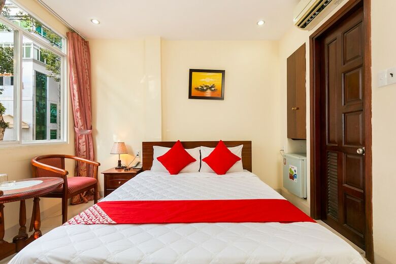 Oyo 422 Nguyen Thanh Hotel