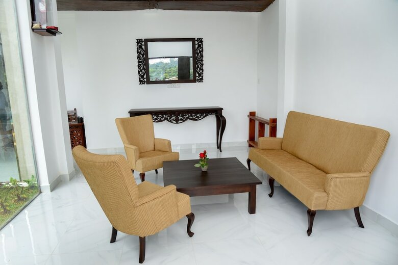 Hotel Oyo 451 Ivy Bungalow