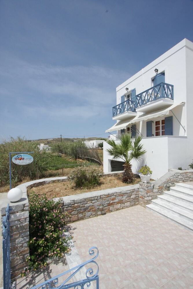 Hotel Manos Syros