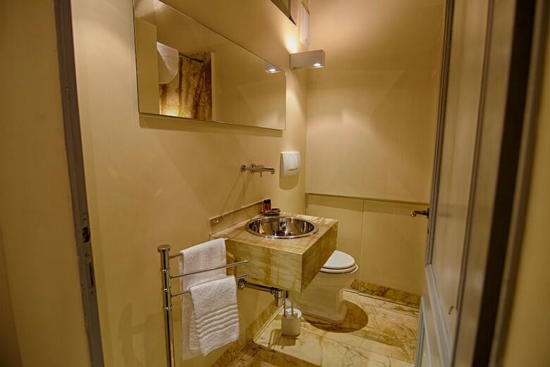 Apartamento Rinidia Siena Centro