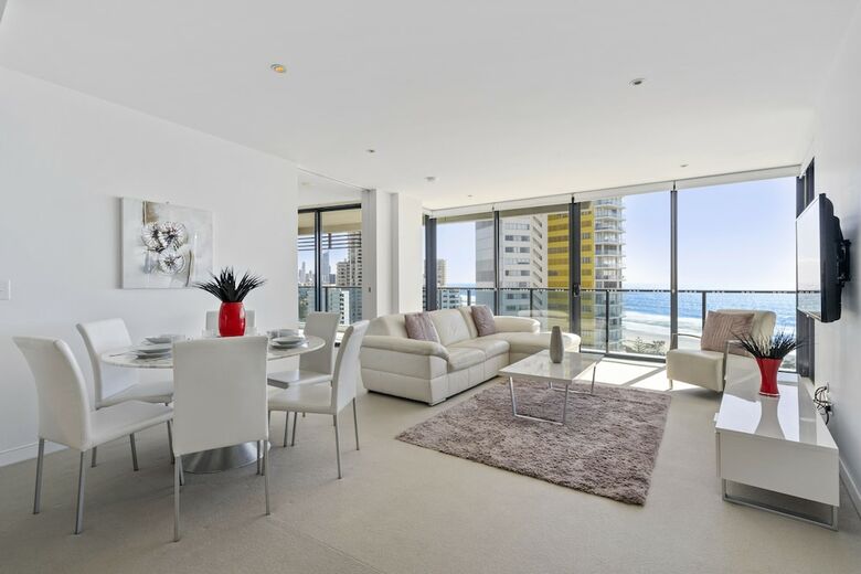 Oracle Broadbeach Apartments