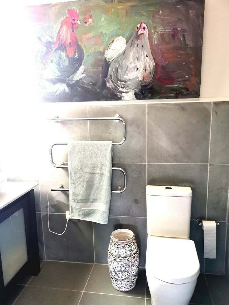 Hotel Stylish Comfortable Central Artists Home