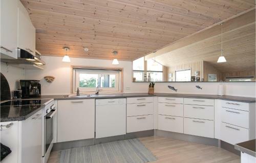 Holiday Home Odavej L�kken