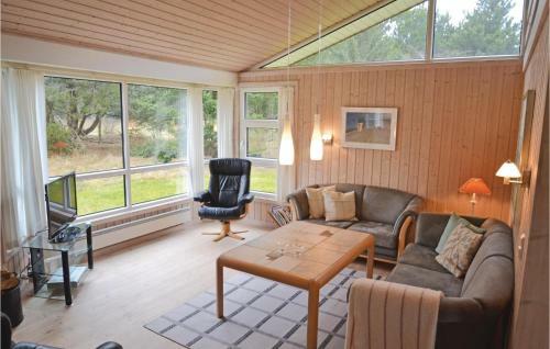 Holiday Home Sarasvej L�kken