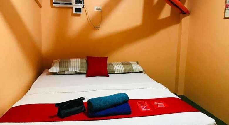 Hostal C Hostel - Puerto Princesa