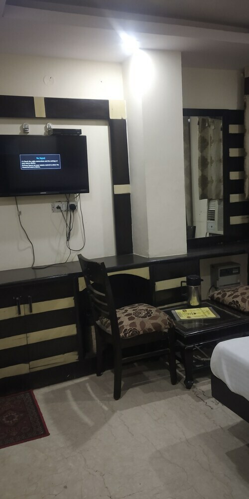 Hotel Adb Rooms Pk International