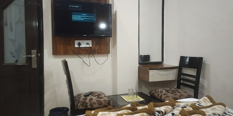 Hotel Adb Rooms Pk International