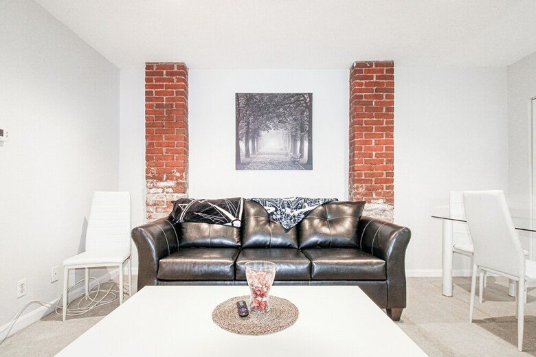Apartamentos Evonify - Back Bay Suites