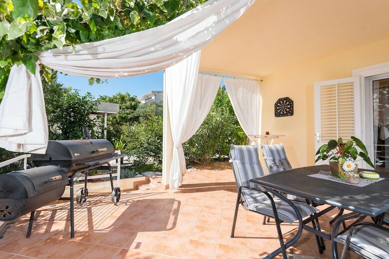 Apartamento Holiday Home Jana
