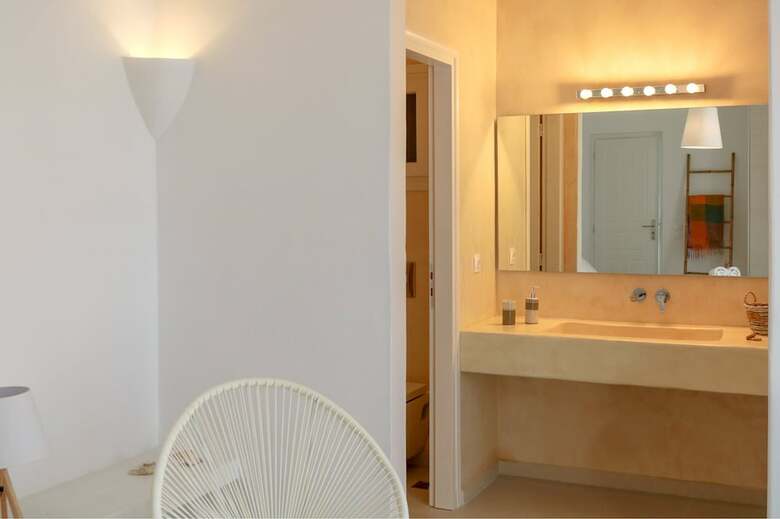 Ortus White Mykonian Luxury Villa