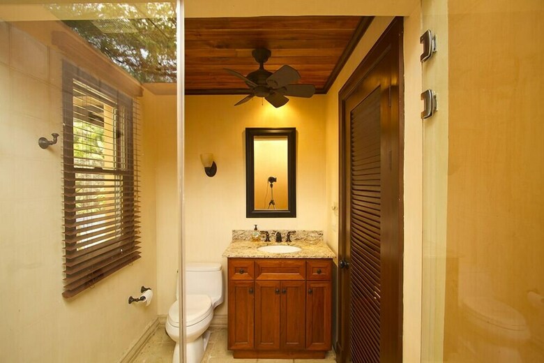 Jet Luxury At Langosta Beachresortvillas