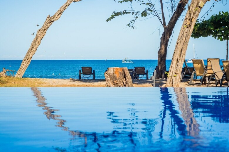 Jet Luxury At Langosta Beachresortvillas