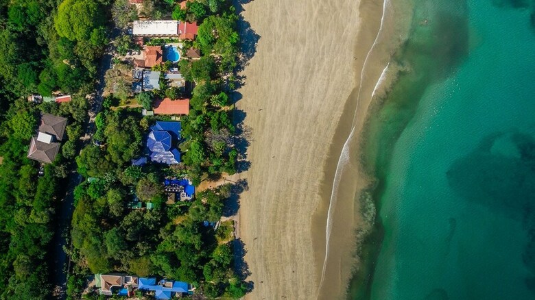 Jet Luxury At Langosta Beachresortvillas