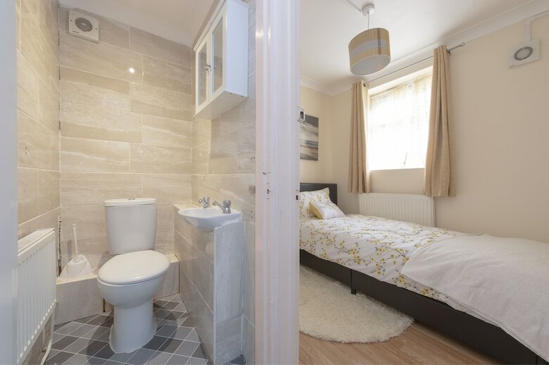 Abkat Holiday Home