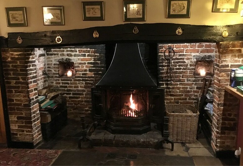 Posada The Cricketers