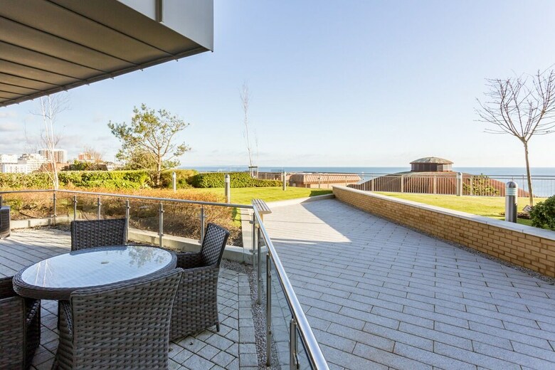 Apartamentos East Coast