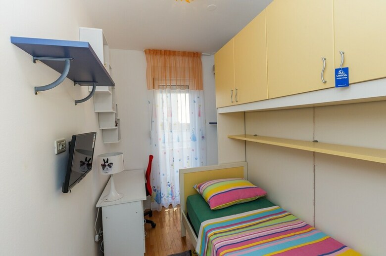 Apartments Zenta