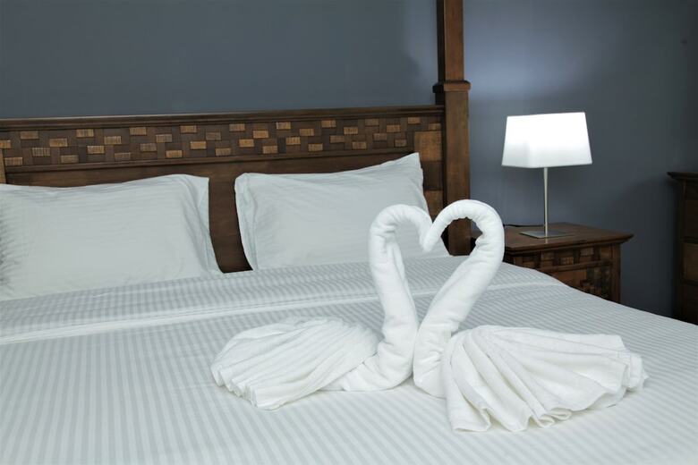 Hotel Ali Imran